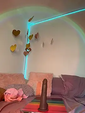 Chatroom XXX en direct de GiannaMagari_