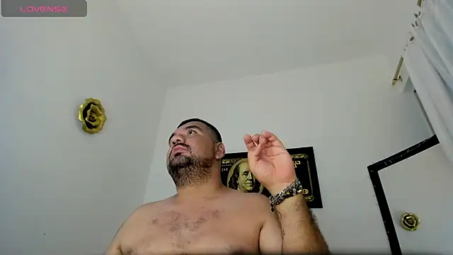 XXX chat uživo modela horus_gil