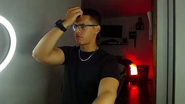 _John_Boy_ webkamerás műsora