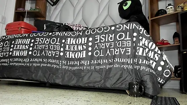 Chat XXX ao vivo de MirandaHaguen