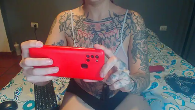 Tattoodreams_lucy 现场XXX聊天