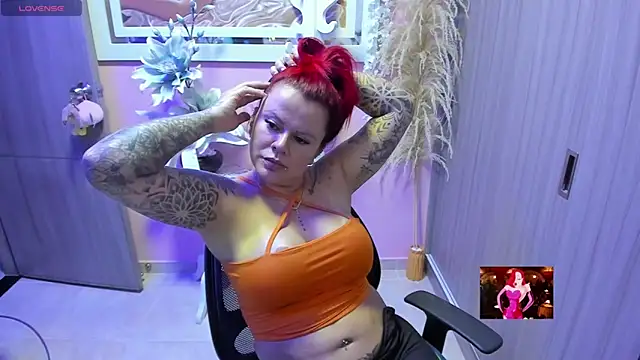 KAROL_MILF Live XXX Chat