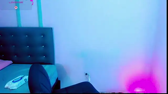 malahya_ live XXX chat