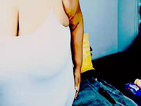 Sassy_Tassy Live XXX-chat