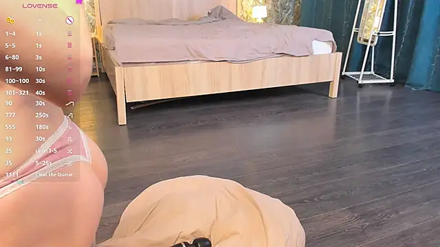 OdellaFrake 라이브 XXX 채팅