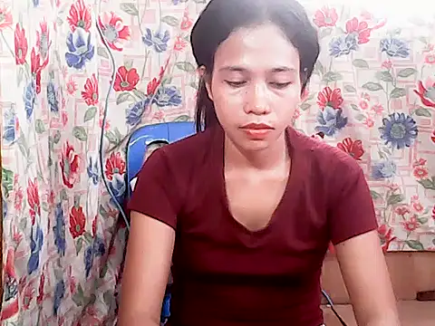 PinaySkinnyGirl: онлайн-секс-чат