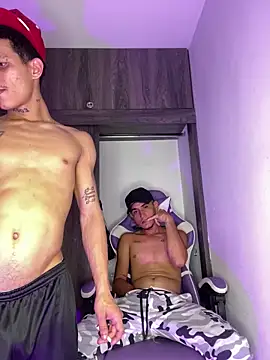 Show de sintabusexo01 na webcam