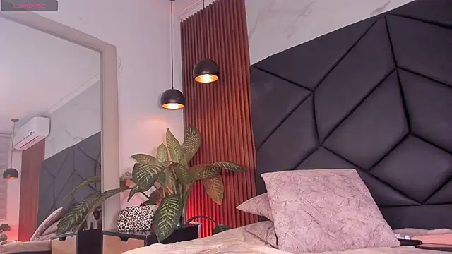 Chat XXX Live naina_deivis33