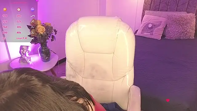 Chat XXX en directo de Abigaiil__ds