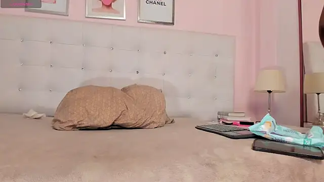 RitaGibsonn live XXX chat