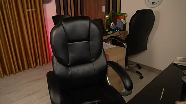 Živý XXX chat secretary_bj