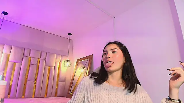 Brandy_collinss Chat XXX in diretta