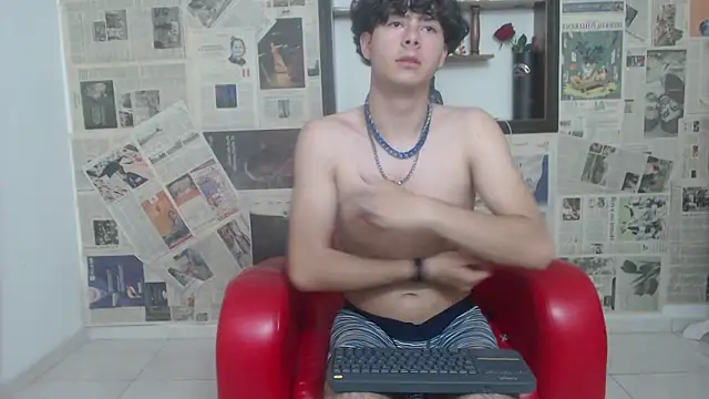 sebastian_rougue Show Webcam