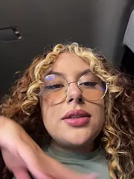 Amber-fire Adlı Modelin Web Kamerası Şovu