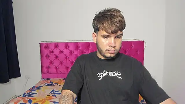 XXX chat uživo modela val_andBry