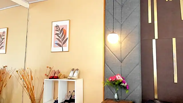 OliviGrace Adlı Modelin Canlı XXX Sohbeti