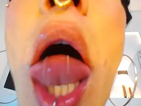 jullian_ricci Adlı Modelin Web Kamerası Şovu