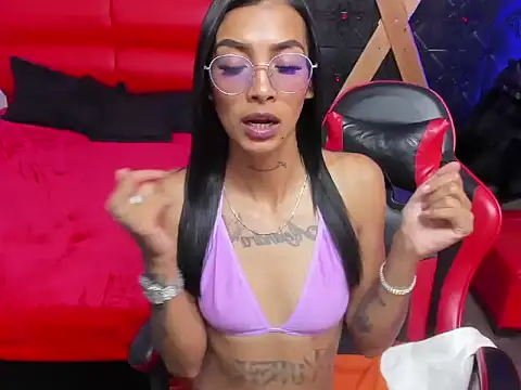 KarlaSlutSkinny__ Live XXX-Chat