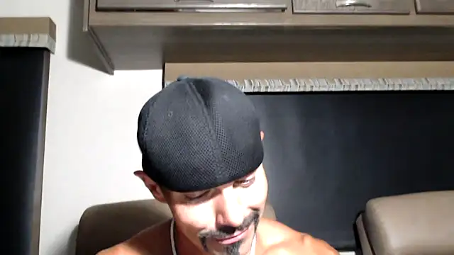 ThickD2C: απευθείας συνομιλία ΧΧΧ