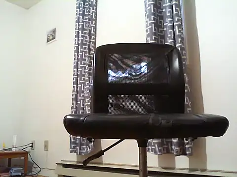 bubbleishus33 Show in webcam