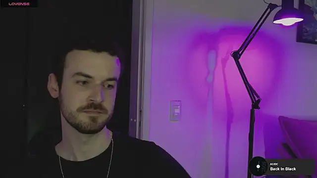 Breezee_'s Live XXX Chat