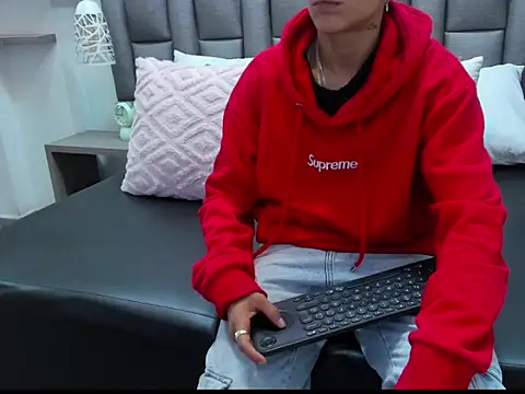 ZoeGrey's Live XXX Chat