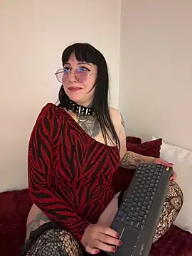 Ravenna666_ লাইভ XXX চ্যাট