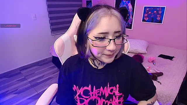 Miwa_violet's Live XXX Chat