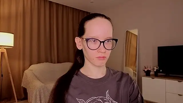 BettyBrowni 现场XXX聊天