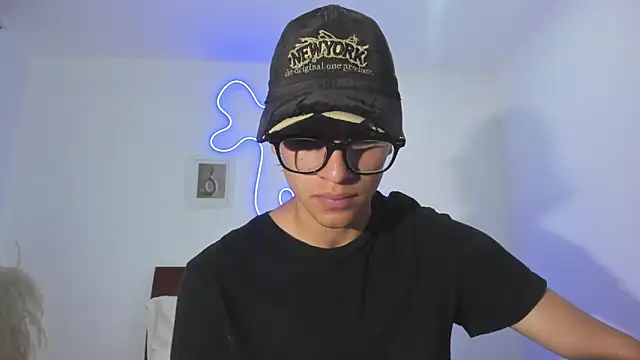 hardcoreheat_indn Live XXX chat