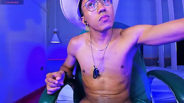 Kall_Ell_ Chat XXX live