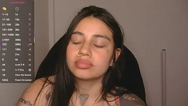 แชท XXX สดของ val_bardot