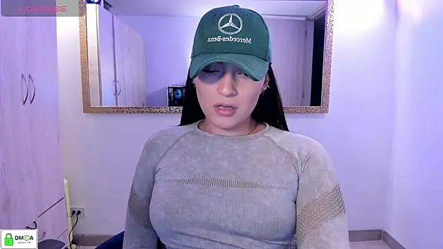 EricaVanderhill Live XXX Chat