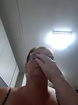 Sua_Gigi Chat XXX live