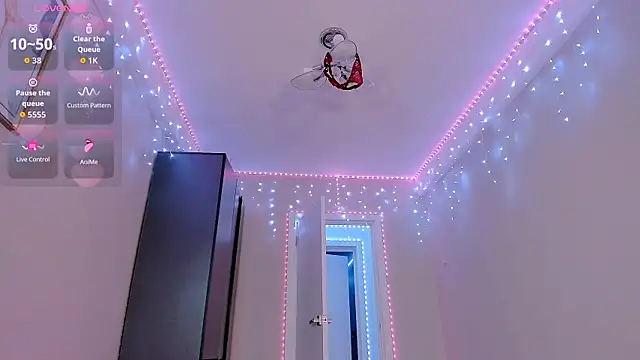 Вебкам-шоу Mikaella_Nicole