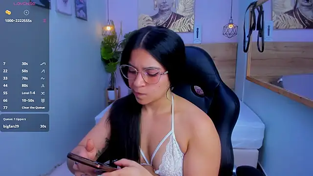 Czat XXX na żywo – lalytulu99