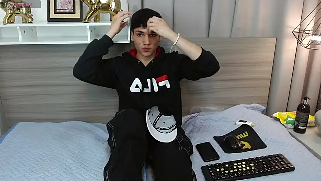 SamBlack_: онлайн-секс-чат