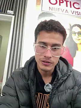 TavoHot_: онлайн-секс-чат