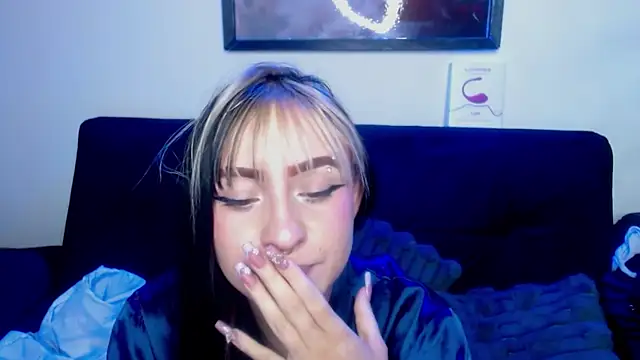 melodygirl2__'s Live XXX Chat