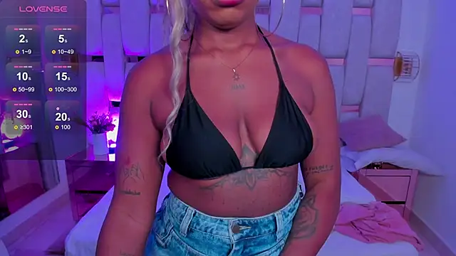 XXX chat uživo modela mia_schwarz