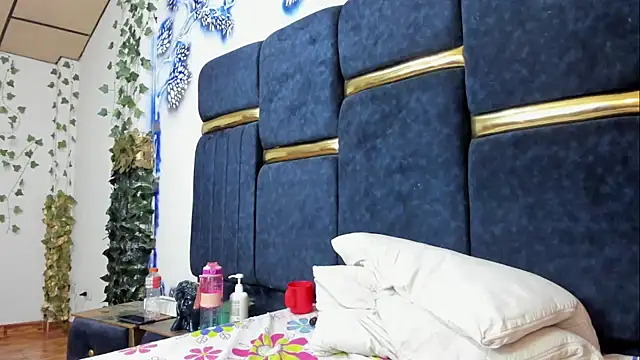 XXX chat uživo modela skaysanchez1