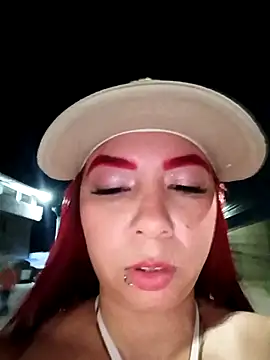 Chat +18 de KathaDanger ao vivo