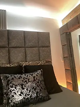 Chatroom XXX en direct de BrigitteVons