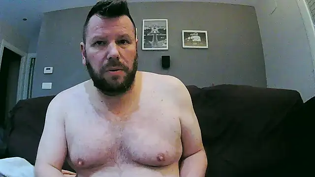 txan9876: διαδικτυακό σόου στην κάμερα