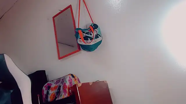 Oriana_braom Webcam Show