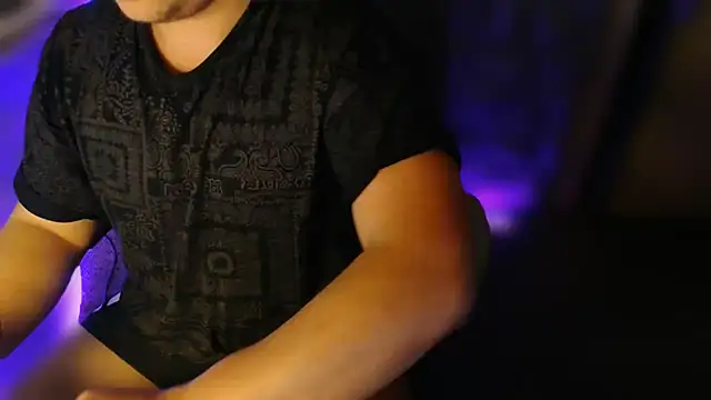 minimumx11 webcam show