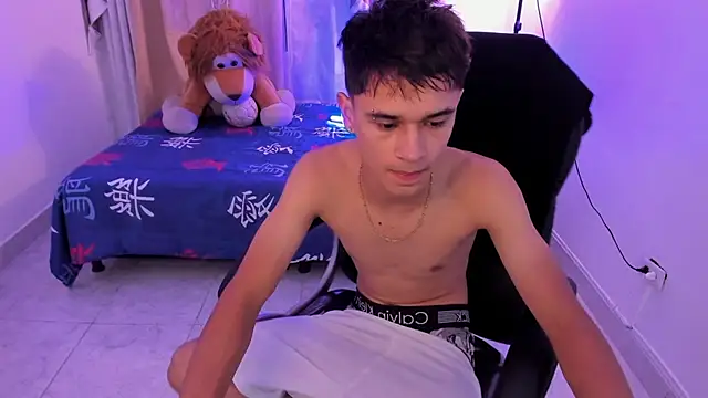 Aron_Boyy Chat XXX live