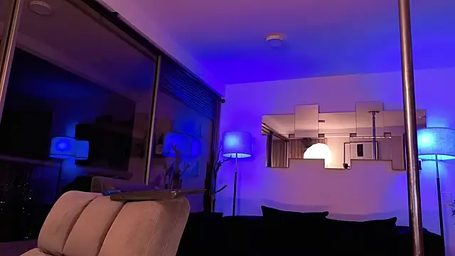 mandi4pole_ – Naživo XXX chat