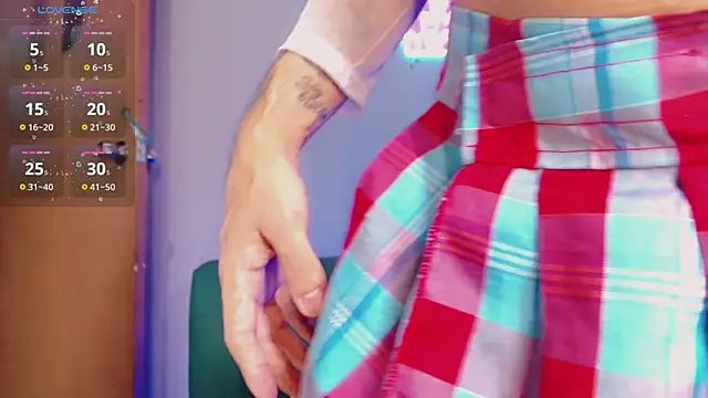 femboykeeneのウェブカメラショー