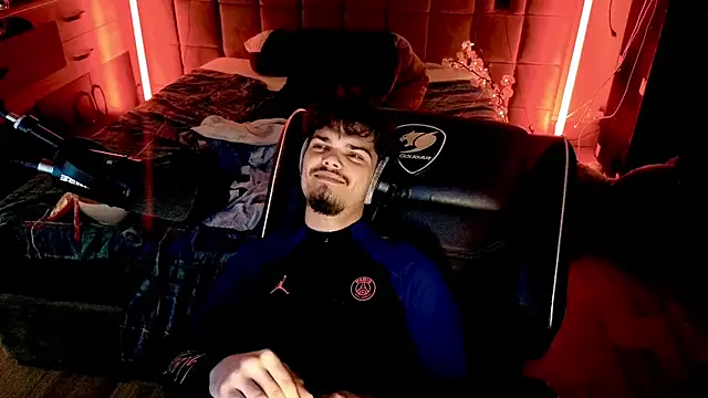 XXX chat uživo modela JordanShow